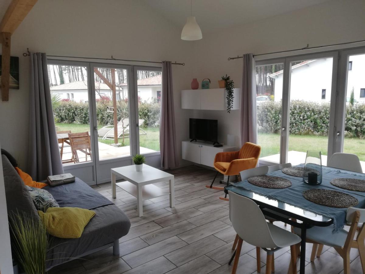 Maison Moderne Proche Lac Et Plage ليو المظهر الخارجي الصورة